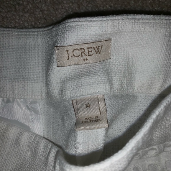 Never Worn White J Crew Shorts - Picture 3 of 3